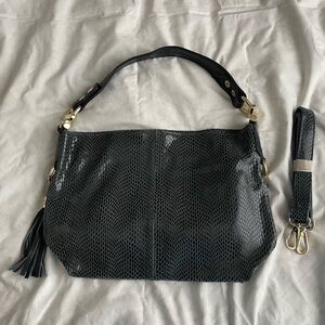 Elegant Black Textured Women's Bag
